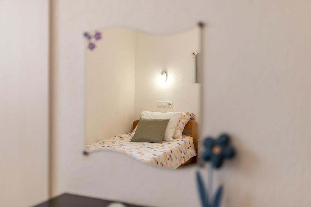 Apart Sa Terasom 250M Od Plaze,Parking,Wi Fi,Rostilj โตรกีร์ ภายนอก รูปภาพ