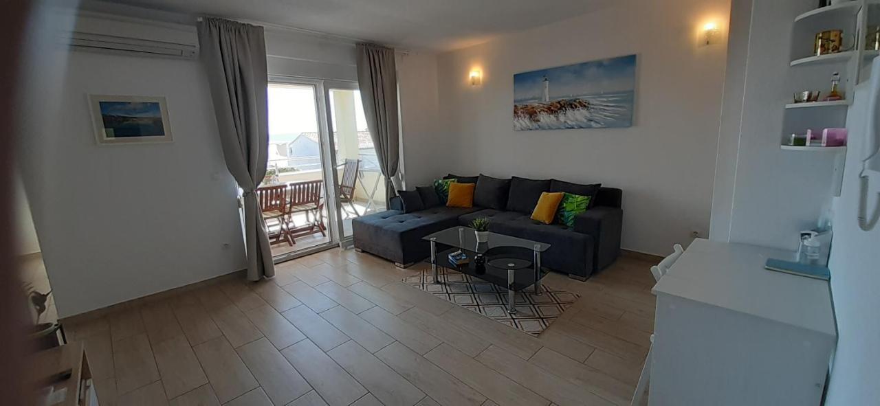 Apart Sa Terasom 250M Od Plaze,Parking,Wi Fi,Rostilj โตรกีร์ ภายนอก รูปภาพ