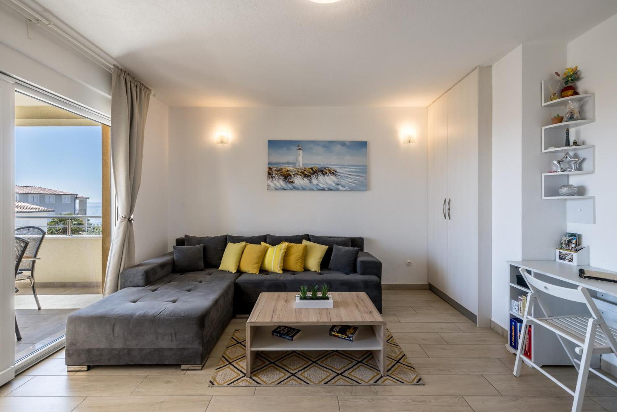 Apart Sa Terasom 250M Od Plaze,Parking,Wi Fi,Rostilj โตรกีร์ ภายนอก รูปภาพ