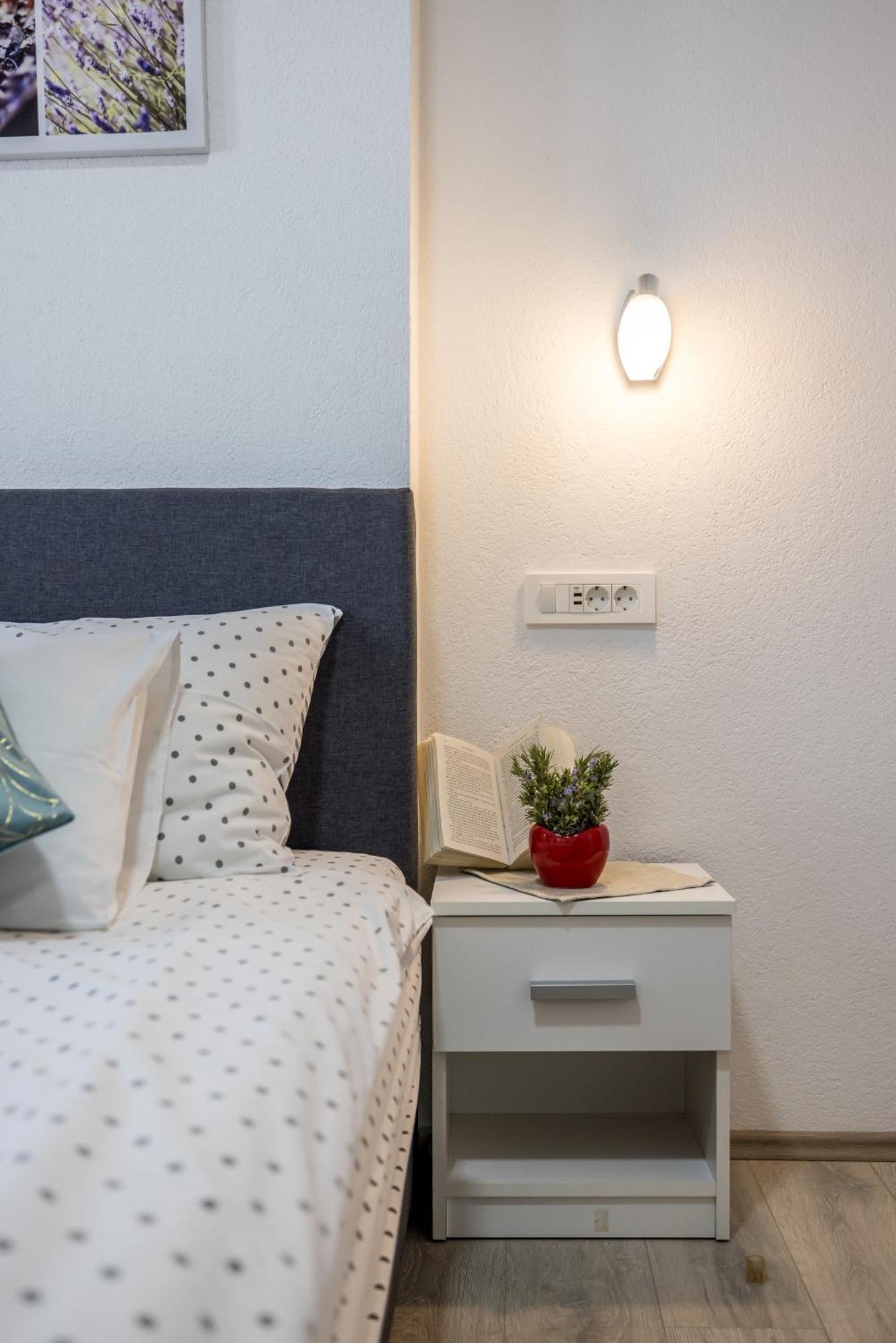 Apart Sa Terasom 250M Od Plaze,Parking,Wi Fi,Rostilj โตรกีร์ ภายนอก รูปภาพ